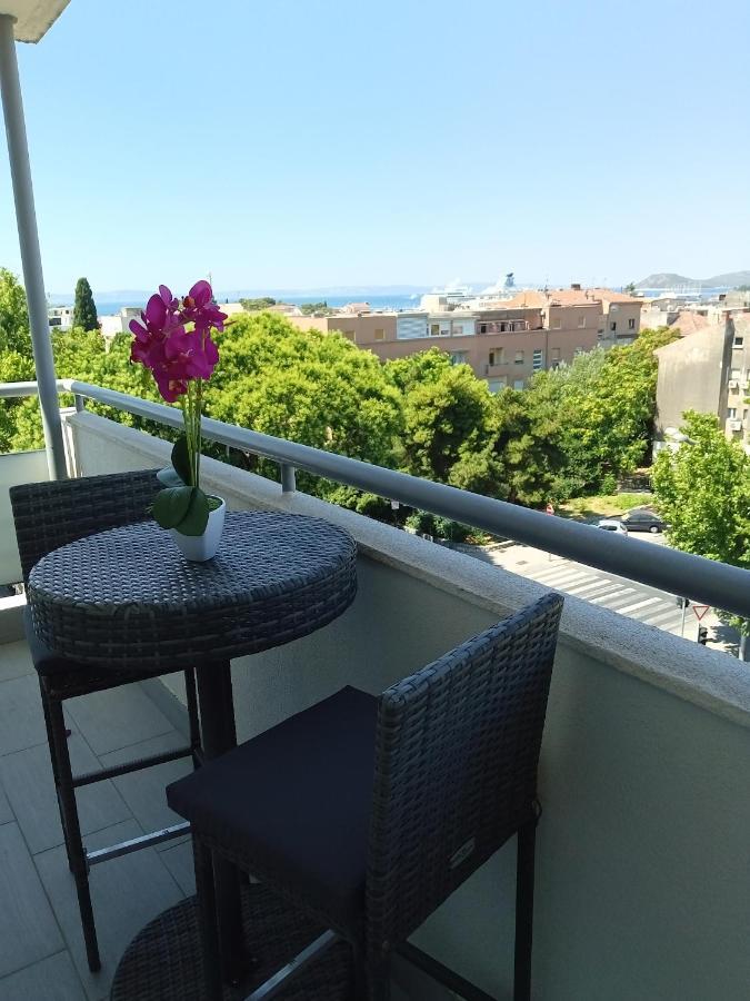 Downtown Luxury Apartment Emili Split Luaran gambar